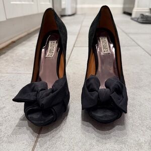 Badgley Mischka Open Toe Bow Pumps